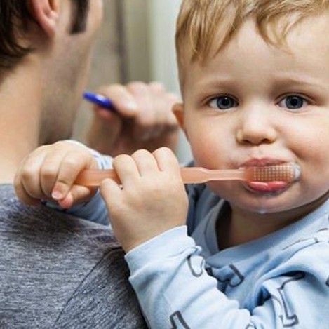 Как научить малыша чистить зубы - «Советы Хозяйке»