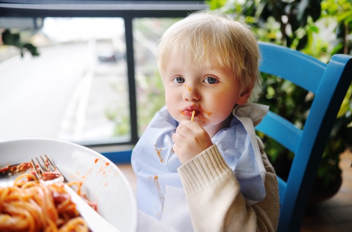 Ребенок и ресторан - совместимы: как пообедать и не сойти с ума - «Советы Хозяйке»
