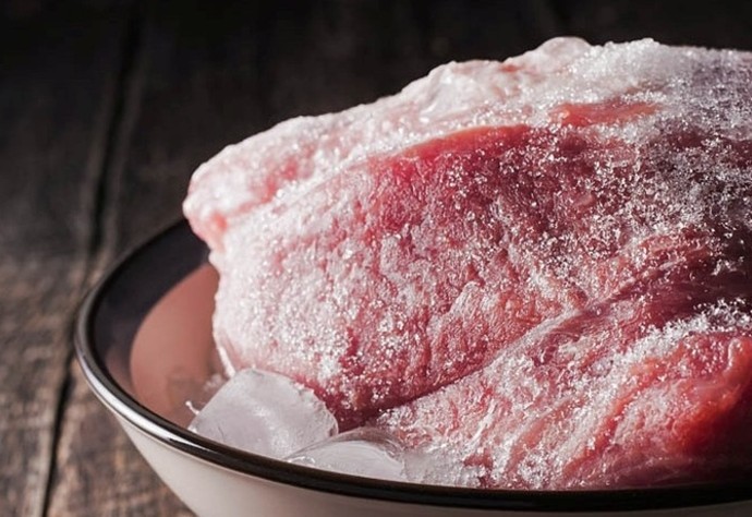 Кулинарные секреты: как правильно разморозить мясо - «Советы Хозяйке»