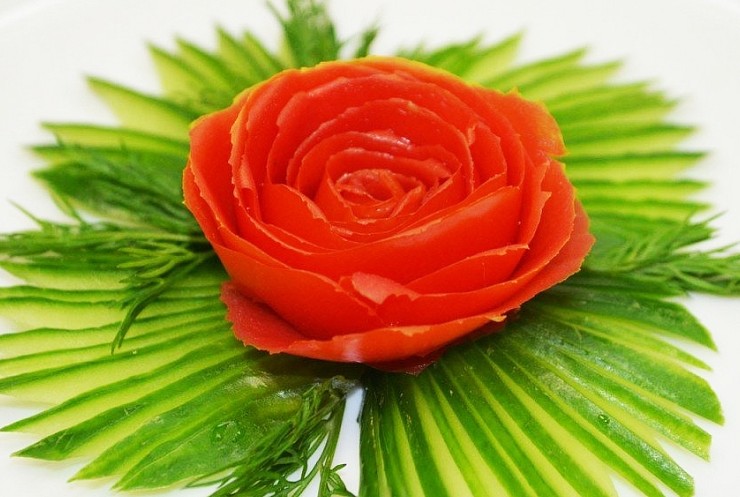 8 марта: как сделать цветы из овощей для праздничного стола - «Советы Хозяйке»