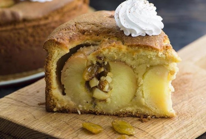 Сладкие выходные: пирог с фаршированными яблоками - «Рецепты советы»