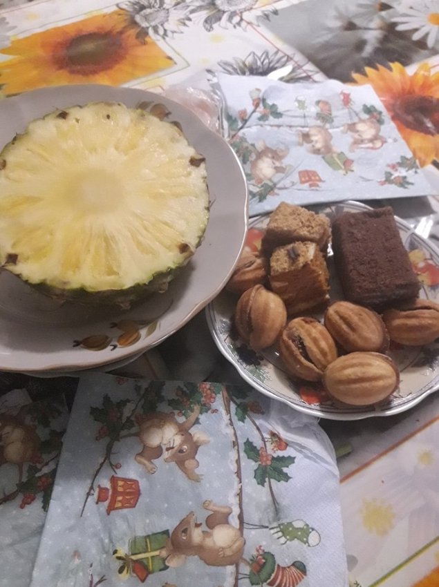 Что приготовить на десерт: орешки со сгущенкой без орешницы - «Советы Хозяйке»