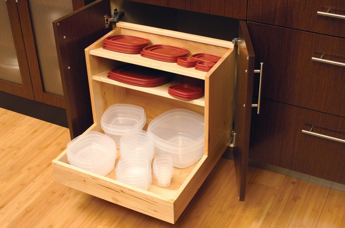 Пластиковые контейнеры на кухне: 3 идеи хранения - «Советы Хозяйке»