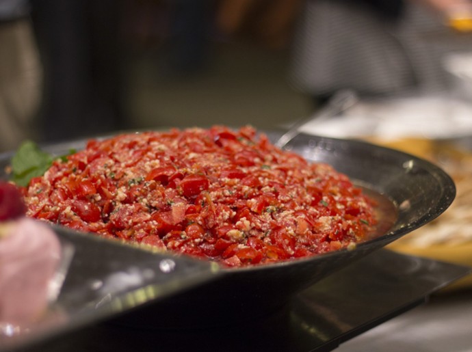 Вкуснее кетчупа, полезней майонеза: 6 обалденных соусов - «Рецепты советы»