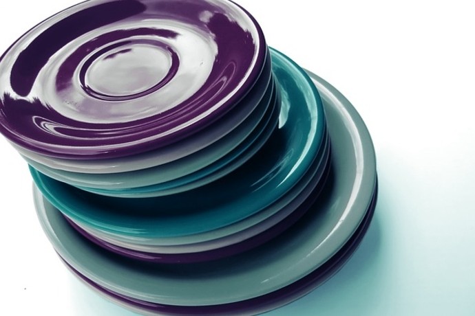 Ученые: цвет тарелки может изменить восприятие вкуса - «Советы Хозяйке»