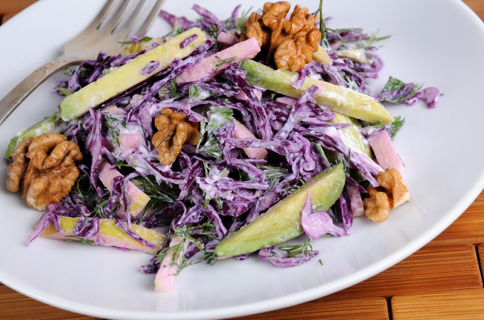 Диетический салат из капусты и авокадо от Ким Кардашьян - «Рецепты советы»