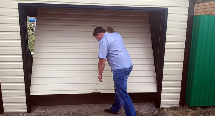 Как защитить гаражные ворота от взлома? на сайте Недвио - «Комфорт»