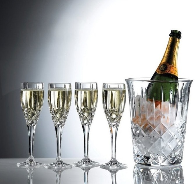 Как правильно пить шампанское в новогоднюю ночь - «Рецепты советы»